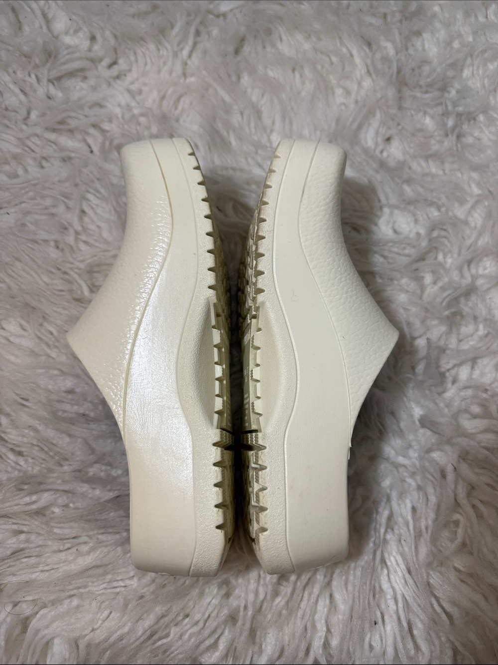 Birthday Birkis White Slip-On Clog Shoes size 6 to 7 - Picture 6 of 9